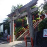 スズメバチ駆除を小倉北区の神社で行いました