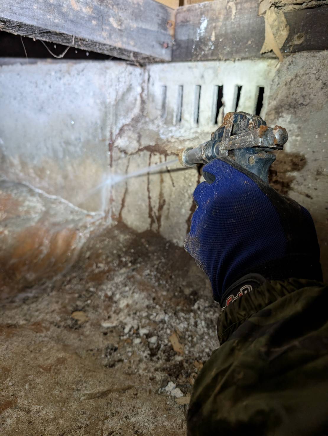 シロアリ駆除　八幡西区