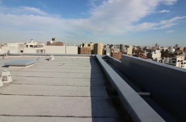 ハトのフン被害｜八幡東区のビル