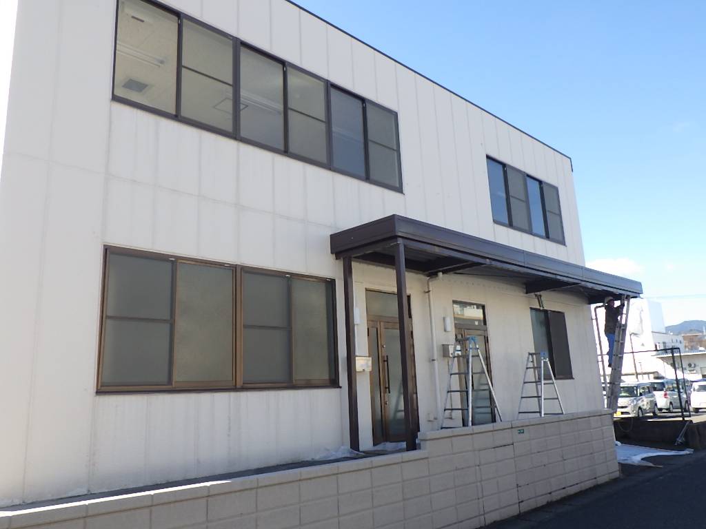 ハト 事務所 北九州市 フン